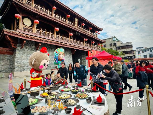 潮州老字号嘉年华活动举办。纪金娜 摄